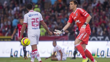 Toselli busca volver a su nivel entrenando por la Roja