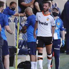 Lo que le faltaba al Valencia: Gayà, lesionado de los isquios