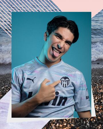 As¨ª son las nuevas equipaciones del Valencia para la 20-21