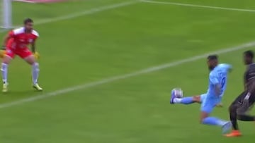 ¡Qué calidad! El gol con borde externo de Ronnie Fernández en Bolivia