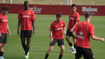 Problemas en el lateral derecho para el partido en Valladolid
