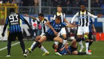 Carmona recibi&oacute; roja directa en el empate 0-0 del Atalanta y Udinese