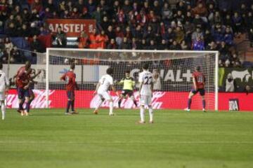 0-1. El portero Andrés Fernández no consigue despejar el tiro de Cristiano.