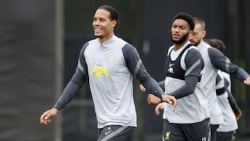 Soccer Football - Champions League - Liverpool Training - Melwood, Liverpool, Britain - September 14, 2021 Liverpool&#039;s Virgil van Dijk and Joe Gomez during training REUTERS/Phil Noble