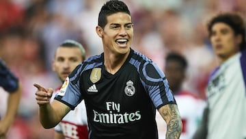 James Rodríguez marca doblete al Granada