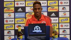 Yerry Mina feliz con la llegada de James al Everton