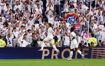Gler celebra el gol que inaugur el marcador en el Bernabu.