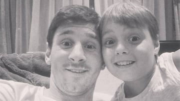 El futbolista Leo Messi con su sobrino Agustín