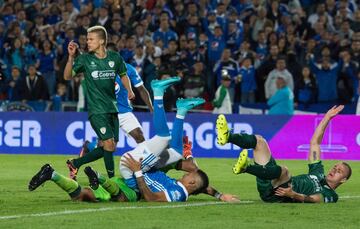 Cadavid y Silva marcaron los goles del equipo embajador.