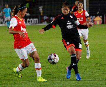 Partidazo en El Campín entre Santa Fe y América de Cali, por las semifinales del fútbol femenino.