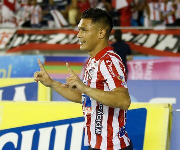 Teo fue el líder de Junior que se quedó con la estrella del 2019 I y que llegó a la final de la Liga Águila II - 2019. Jugó un total de 44 partidos, sumó 3751 minutos y anotó en ocho ocasiones. 
