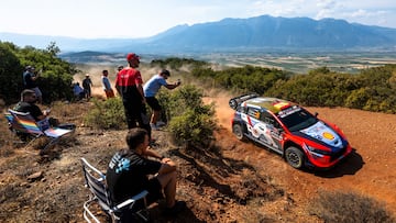 Dani Sordo (ESP) and Carrera Cándido (ESP) of team HYUNDAI SHELL MOBIS WORLD RALLY TEAM race during the FIA World Rally Championship in Lamia, Greece on September 5, 2024. // Jaanus Ree / Red Bull Content Pool // SI202409050290 // Usage for editorial use only //
