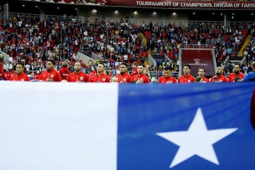 Futbol, Chile vs Australia
El equipo de la seleccion chilena canta su himno nacional antes del partido del grupo B de la Copa Confederaciones contra Australia disputado en el estadio Arena Spartak de Moscu, Rusia.
25/06/2017
Andres Pina/Photosport
*******

Football, Chile vs Australia
Chile's team sing his national anthem prior to the group B football match of the Confederations Cup against Australia at the Spartak Arena in Moscow, Russia.
25/06/2017
Andres Pina/Photosport