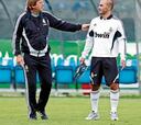 Schuster pide que renueven a Cannavaro