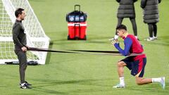 João Cancelo, entrenándose en el Prince Faisal Stadium el pasado miércoles.