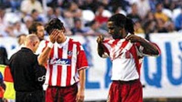 <b>ENFADO</b>. Las expulsiones de Albertini y Emerson les van a costar caro al bolsillo de los jugadores.