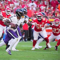 Lamar Jackson lesionado en el juego ante Kansas City Chiefs y abandona el campo