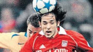 <b>GRAN APUESTA. </b>El Betis está próximo a llegar a un acuerdo por el paraguayo Roque Santa Cruz.