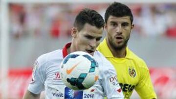 Gameiro, durante un partido.