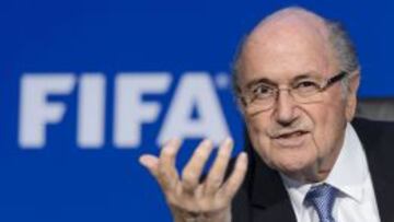 Blatter durante una rueda de prensa en julio.