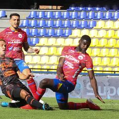 Pasto golea a Envigado para treparse a la cima del torneo