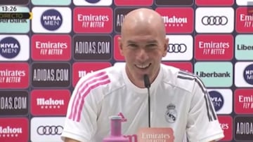 Zidane: "Lo de Benzema y Vinicius es bueno"