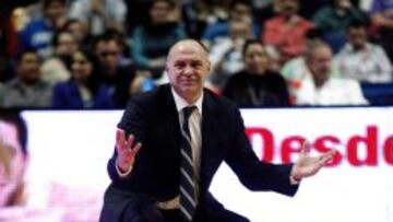 Laso: "Con esta camiseta no se pueden regalar minutos"