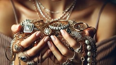 Young woman buries $30,000 family treasure in her garden and when she returns from vacation it’s all gone