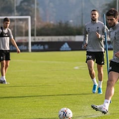 El West Brom pide la cesión de Okay