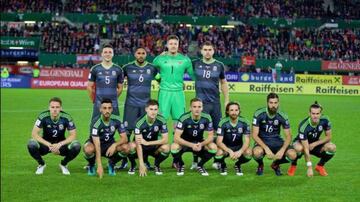 Wales line up ahead of their World Cup qualifier in Vienna against Austria in somewhat unorthodox fashion.