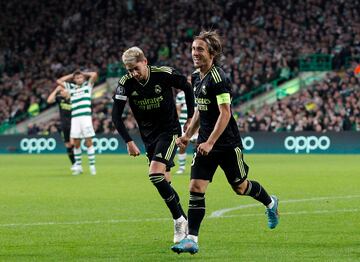 0-2 Luka Modric celebra el segundo gol.