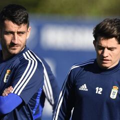 La afición estalla contra los jugadores del Oviedo