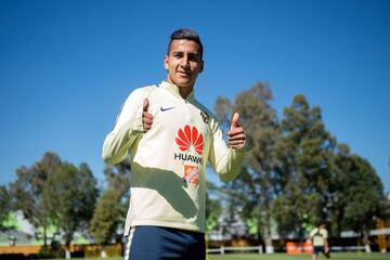 El año pasado, Domínguez se perdió la pretemporada de las 'Águilas' debido a que la negocación se tardó más de lo esperado y fue hasta la jornada 4 que debutó. 