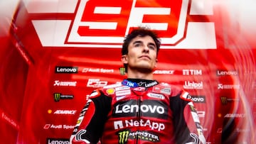 Marc Márquez en el box de Ducati en MotoGP.