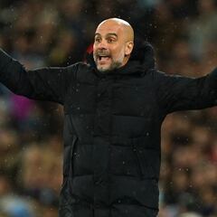 Guardiola: "En la Prehistoria, hoy y en 100.000 años es muy difícil atacar una formación 5-5..."