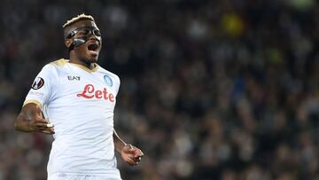 Osimhen no saldrá por menos de 100 millones de euros.