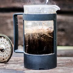 Cafetera francesa: el método cómodo y rápido para un café intenso