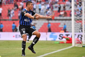 A mediados de octubre, el central colombiano sufrió una fuerte lesión en un partido entre Gallos Blancos y Monterrey. 