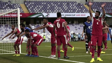 Los jugadores del Jordania celebran la victoria contra Australia.