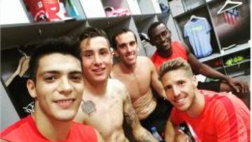 Jiménez, con sus compañeros.