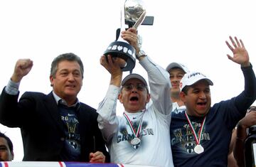 La época dorada. La época de Víctor Manuel Vucetich. Del 2009 al 2013, Monterrey gana dos títulos de Liga en los torneos Apertura 2009 y 2010; el tricampeonato de la Concachampions 2011-2012-2013 y el Tercer Lugar en el Mundial de Clubes.Apertura 2009. 