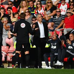 La FA perdona a Mourinho