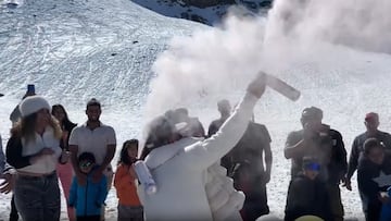 Familia celebra en el Embalse El Yeso una revelación de género: ejemplo de estupidez humana