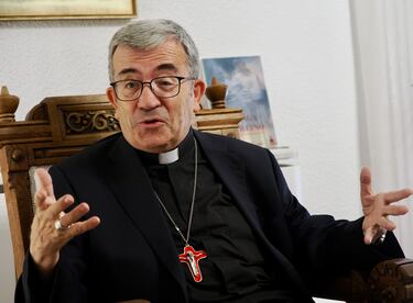 Luis Argüello: “El Papa no se decanta por ningún equipo español, pero viste de blanco...”