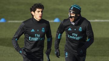 Vallejo única novedad: entra en la convocatoria ante el Sevilla