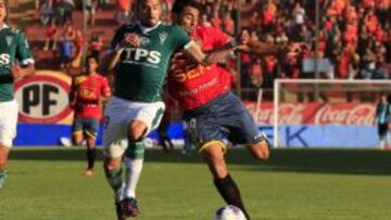 Luna en acción en el duelo contra Unión Española en Santa Laura.