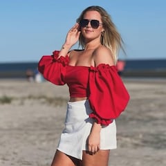 Una mujer se encuentra una nota en su puerta y no puede parar de llorar al leerla: “Significó mucho para mí”