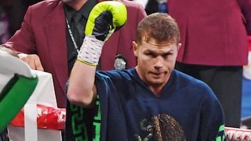 Saul ‘Canelo’ Alvarez keeps camp open amid coronavirus pandemic