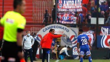 Futbol, Universidad de Chile vs Deportes La Serena.
Fecha 12, campeonato Nacional 2022.
El entrenador de Universidad de Chile Sebastian Miranda, es fotografiado contra Deportes La Serena durante el partido por la primera division disputado en el estadio Santa Laura.
Santiago, Chile.
07/05/2022
Jonnathan Oyarzun/Photosport
Football, Universidad de Chile vs Deportes La Serena.
12 th date, 2022 National Championship.
Universidad de Chile’s player Sebastian Miranda, is pictued against Deportes La Serena during the first division match held at Santa Laura stadium.
Santiago, Chile.
07/05/2022
Jonnathan Oyarzun/Photosport