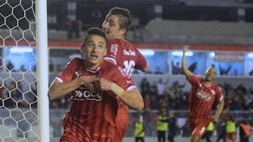 El futbolista argentino volverá a las canchas luego de retirarse temporalmente y verse obligado a convertirse en chófer de Uber.